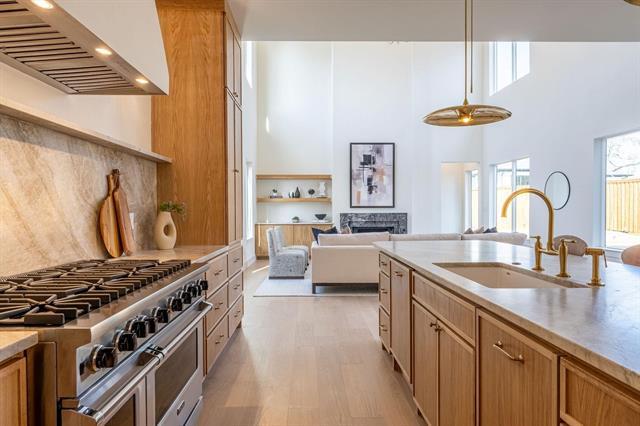 Building Photo - 3761 Seguin Dr