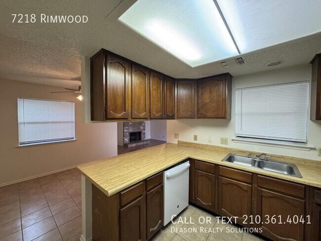 Building Photo - 7218 Rimwood-