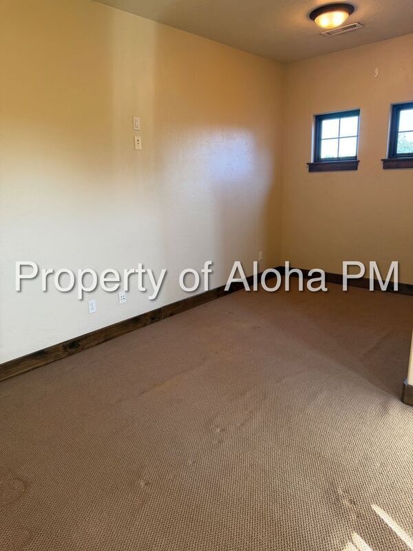 Building Photo - 129 E Cholla Hills St