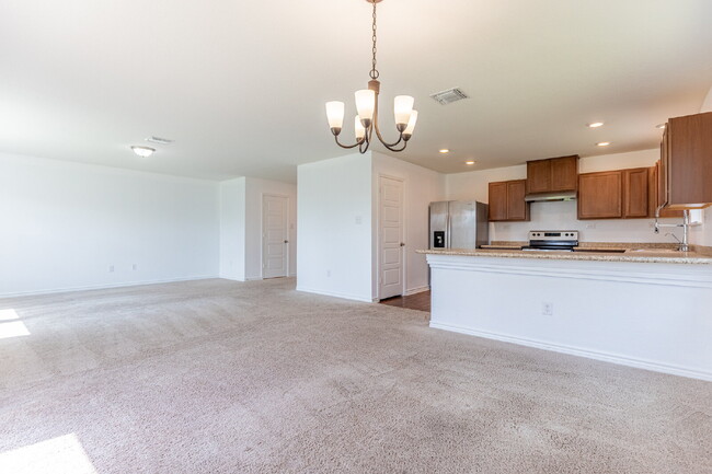 Building Photo - 2418 Bart Cv