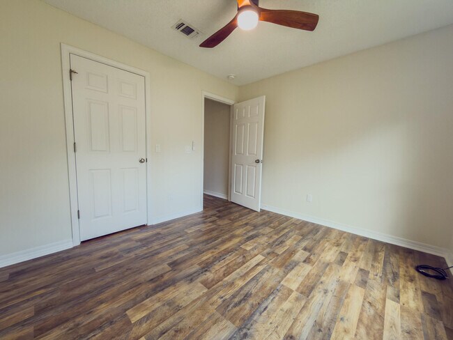 Building Photo - 1783 Ivalea Cir