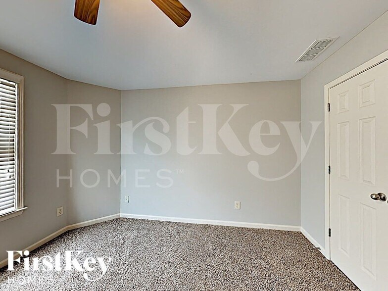 Building Photo - 318 Baymist Dr