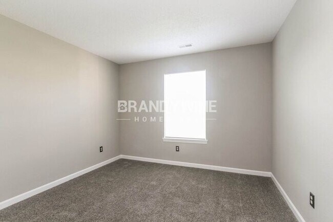 Building Photo - MOVE IN SPECIAL - February FREE with move ...