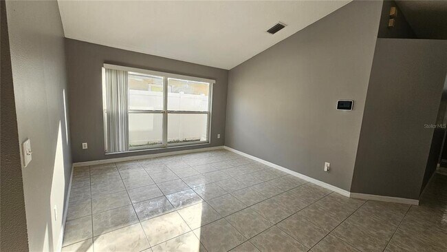 Building Photo - 1610 Bondurant Way