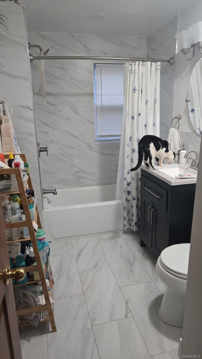 Building Photo - 222 Lockwood Ave