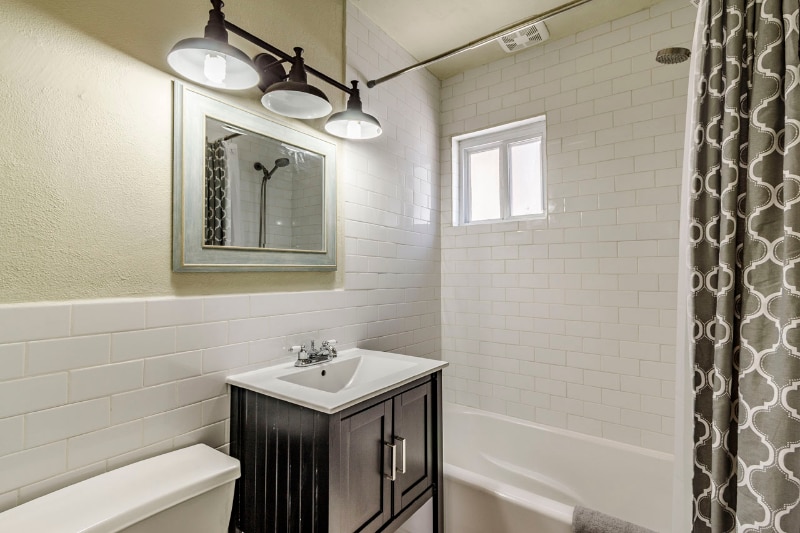 Building Photo - 51 King Ave