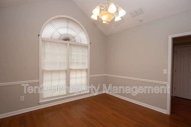 Building Photo - 59 Walnut Ct