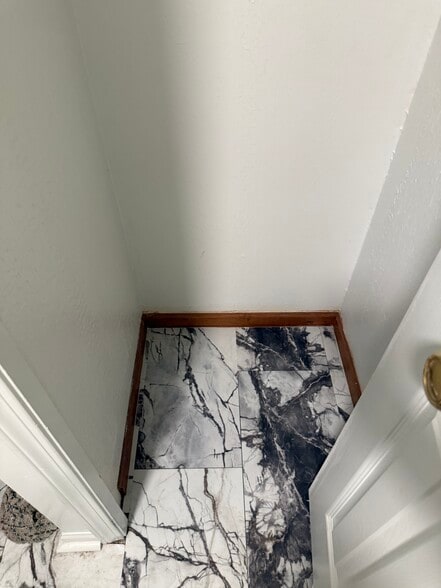 Building Photo - 4414 W 53rd St