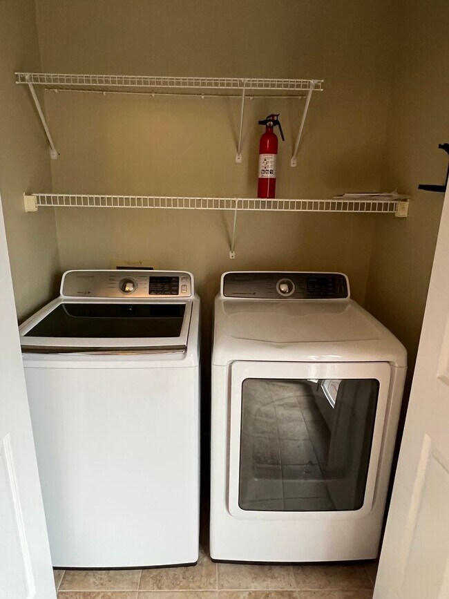 Building Photo - PRICE REDUCTION Avail August 2026; Rent $1...