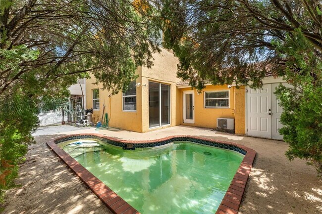 Building Photo - Northwest 51st Lane, Doral, FL 33178 - 3 BR 2.5 BA house