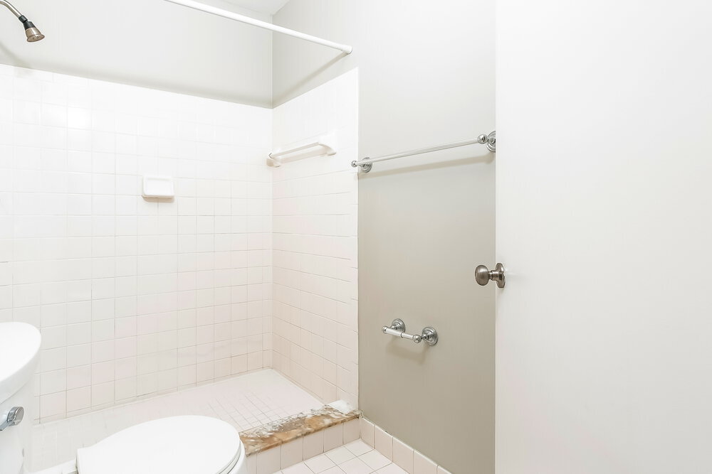 Building Photo - 8748 Jade Ct