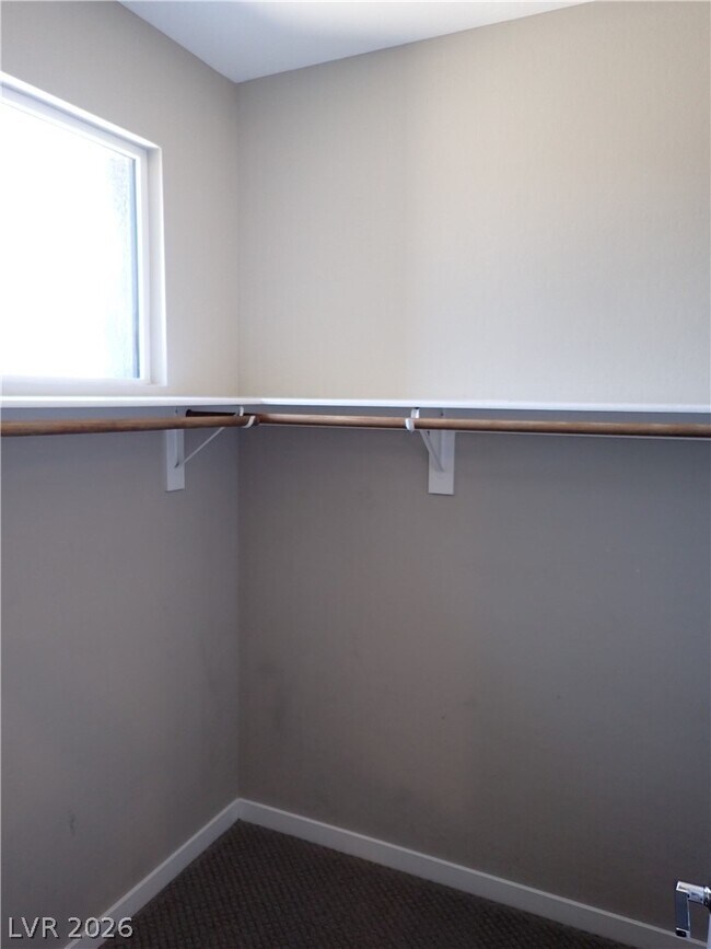 Building Photo - 10226 Jade Gardens Dr