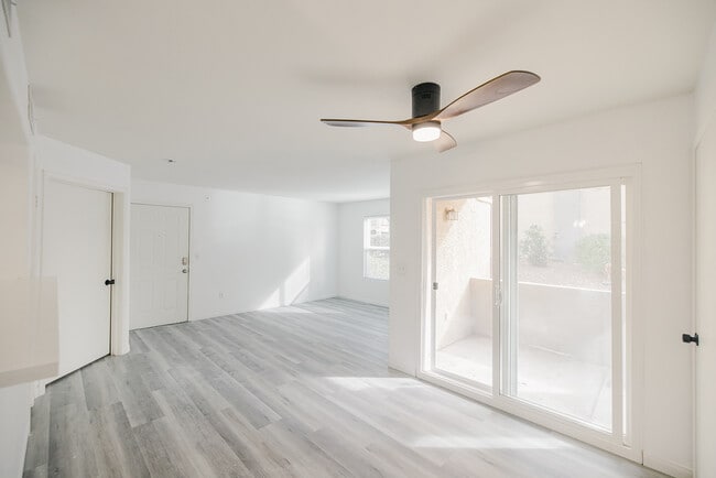 Building Photo - 2300 E Silverado Ranch Blvd