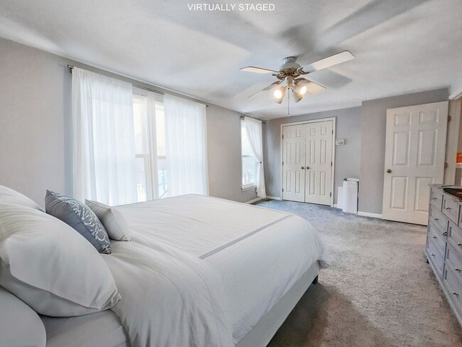 Building Photo - Spacious 3BR/2.5BA End-Unit TH in Windsor Mill + Move-In Special!