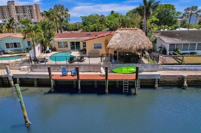 Building Photo - 2051 Coral Reef Dr