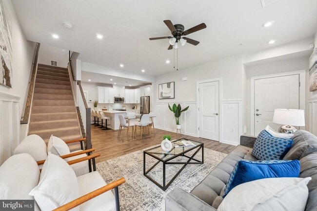 Building Photo - 44603 Wolfhound Sq