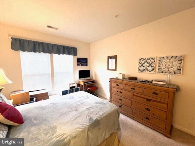 Building Photo - 8105 Hickory High Ct