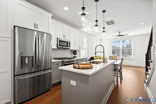 Building Photo - 1722 Old Brick Rd