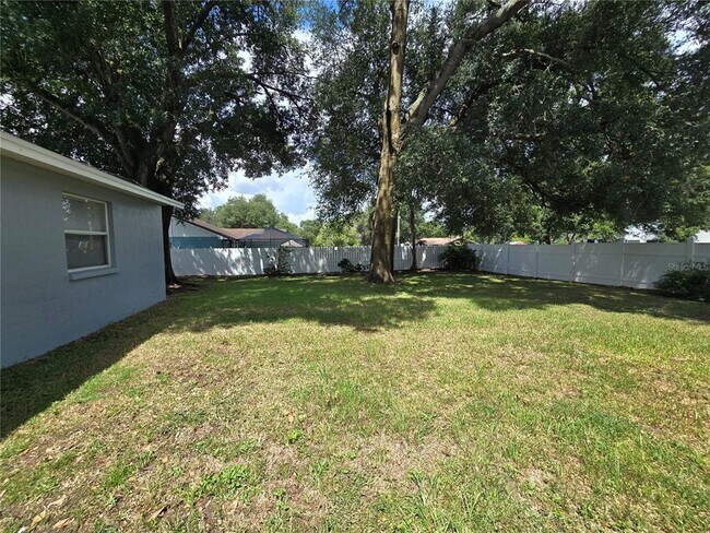 Building Photo - 3901 Laurel Branch Ct
