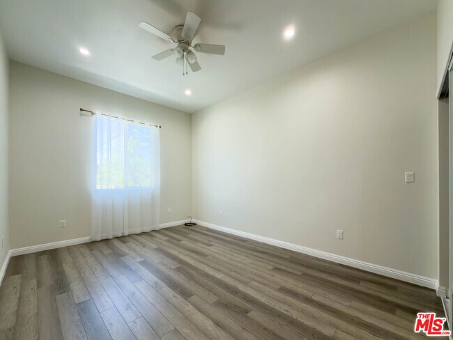 Building Photo - 15447 Septo St