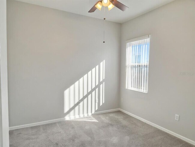 Building Photo - 10805 Australian Pine Dr