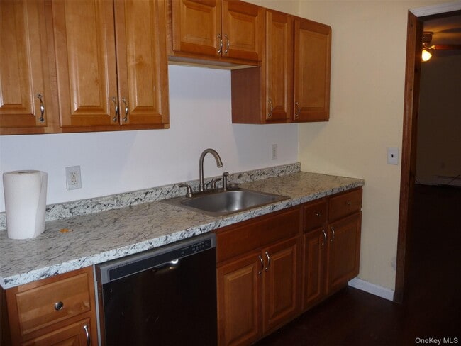 Building Photo - 12 Shelley Ct