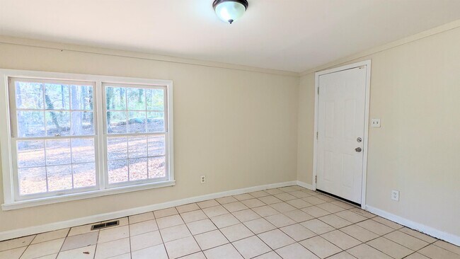 Building Photo - 4446 Falcon Ct