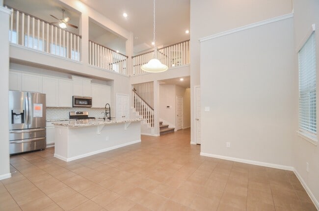 Building Photo - 14154 Little River Dr