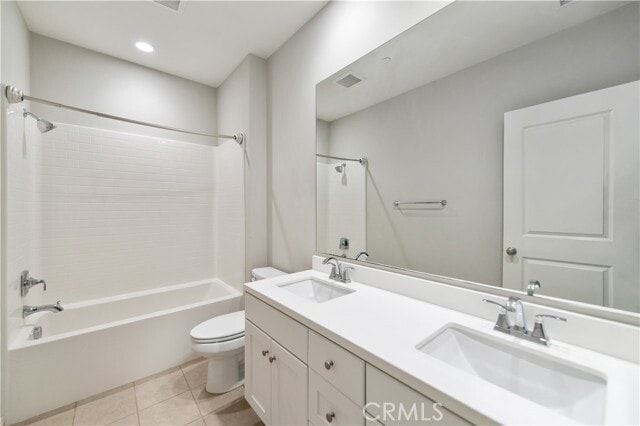 Building Photo - 143 Augustine