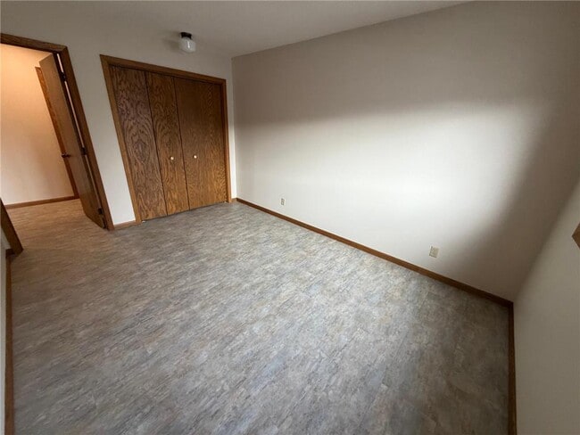 Building Photo - 314 5th St SW