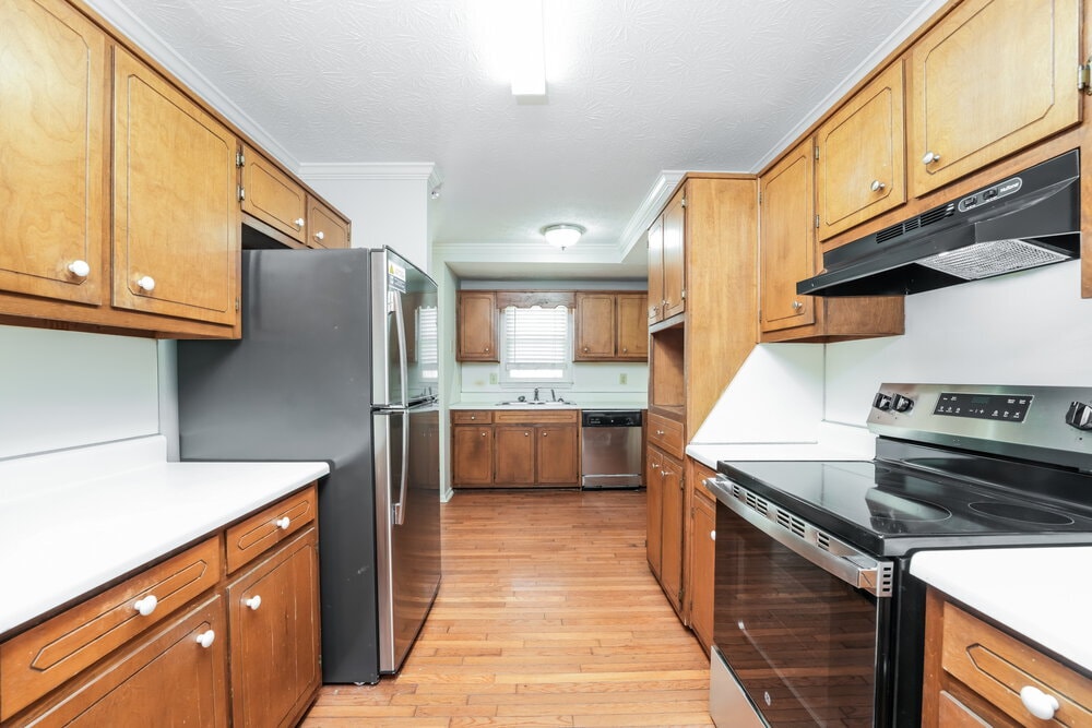 Building Photo - 2526 Highland Dr SE