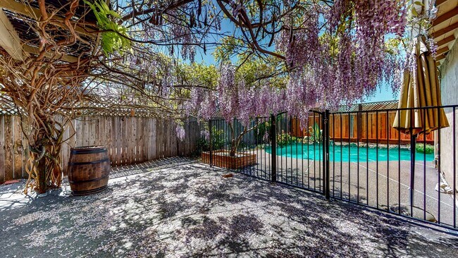 Building Photo - PURE Property Management  Present - Stunni...