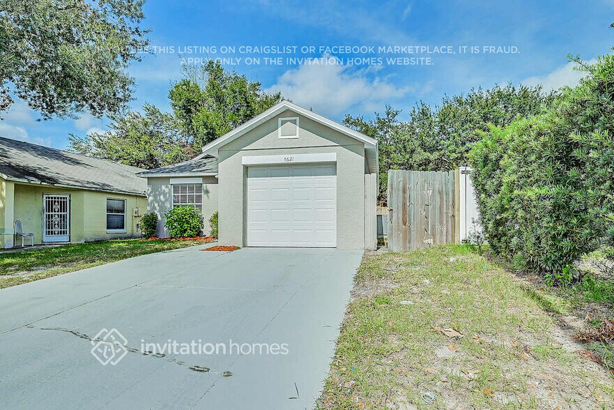 Primary Photo - 5621 Piney Ridge Dr