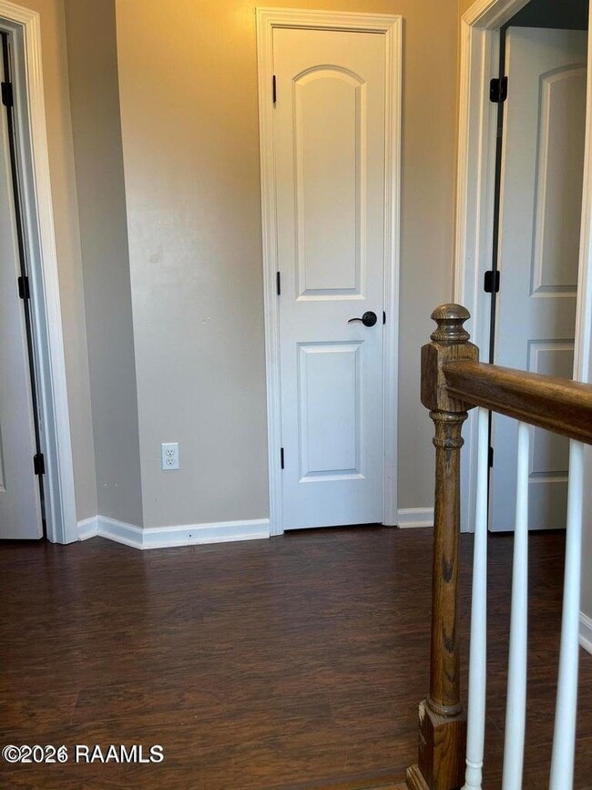 Building Photo - 205 W Monroe St