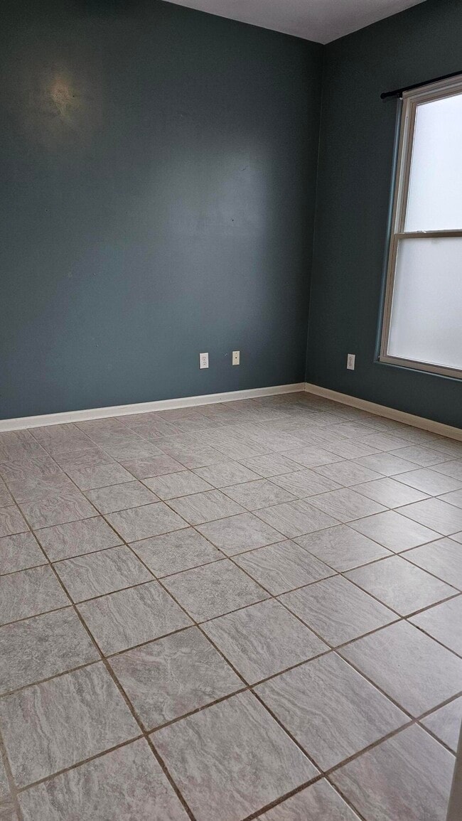 Building Photo - 2548 Maggie Cove