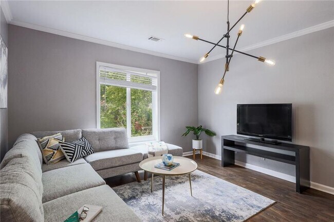 Building Photo - 1507 Pease Rd