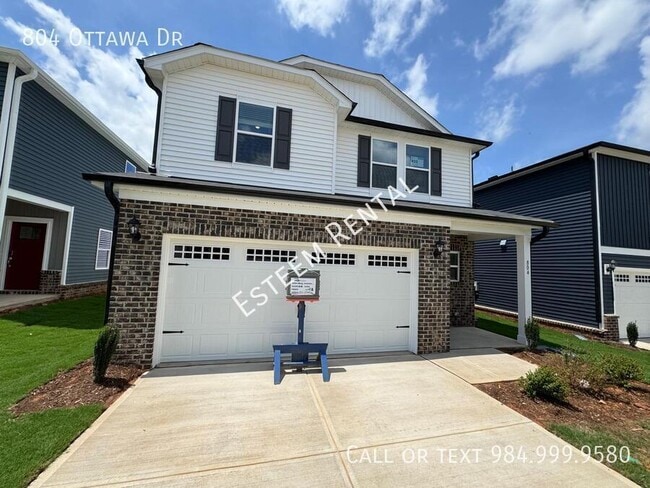 Building Photo - 804 Ottawa Dr