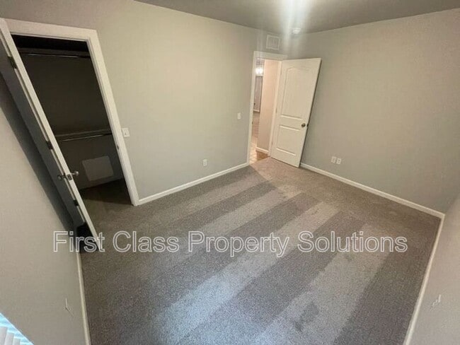 Building Photo - 19917 Forsythe Dr