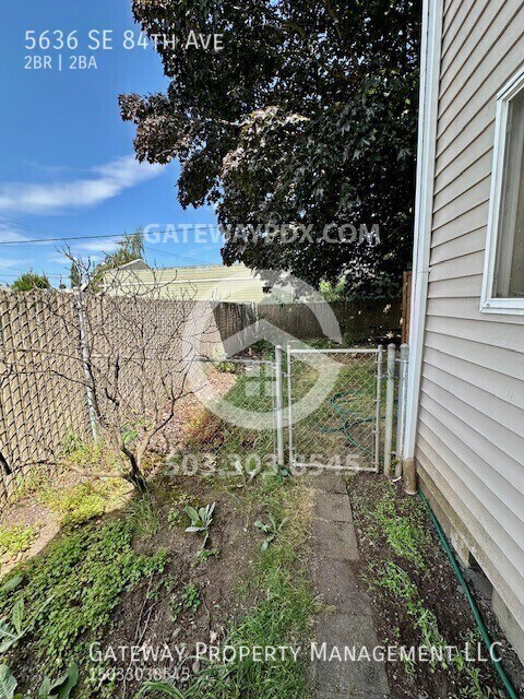 Building Photo - 5636 SE 84th Ave