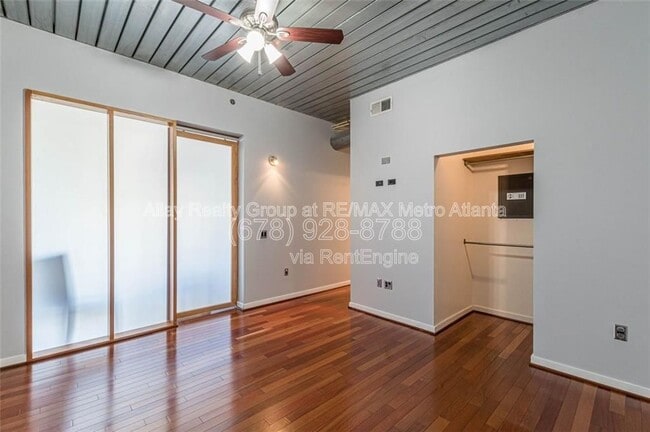 Building Photo - 620 Glen Iris Dr NE