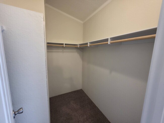 Building Photo - 1412 W Harbour Unit 152