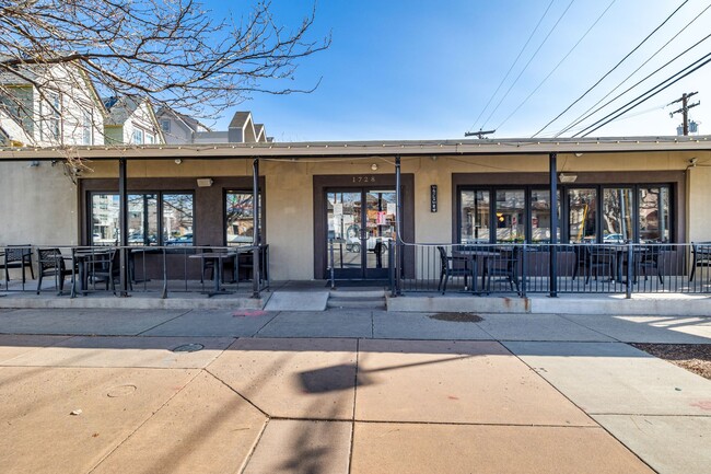 Building Photo - 2023 E 20th Ave