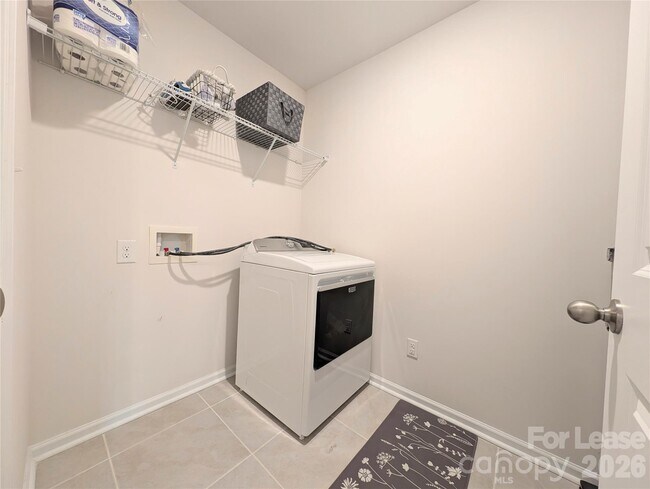 Building Photo - 626 Altamonte Dr