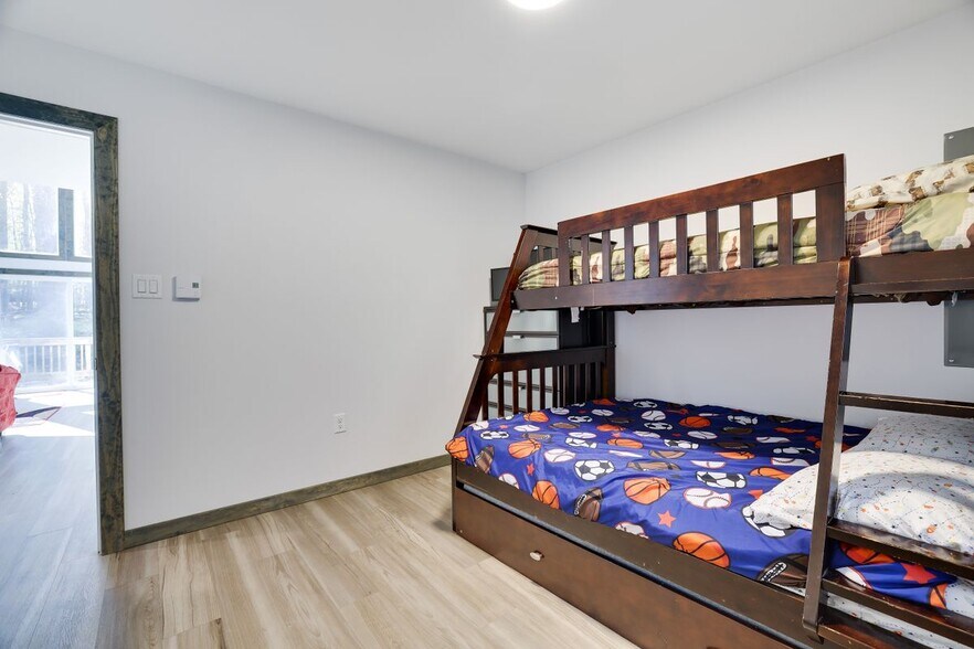 Building Photo - 1121 Cobblewood Rd