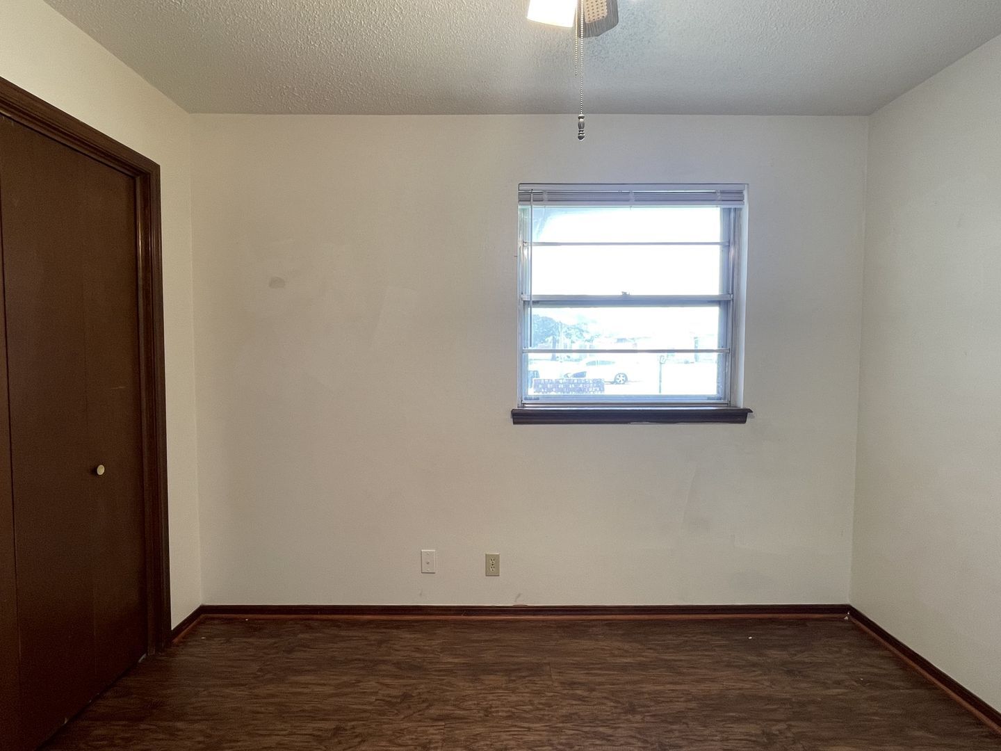 Building Photo - 4841 Newport Dr