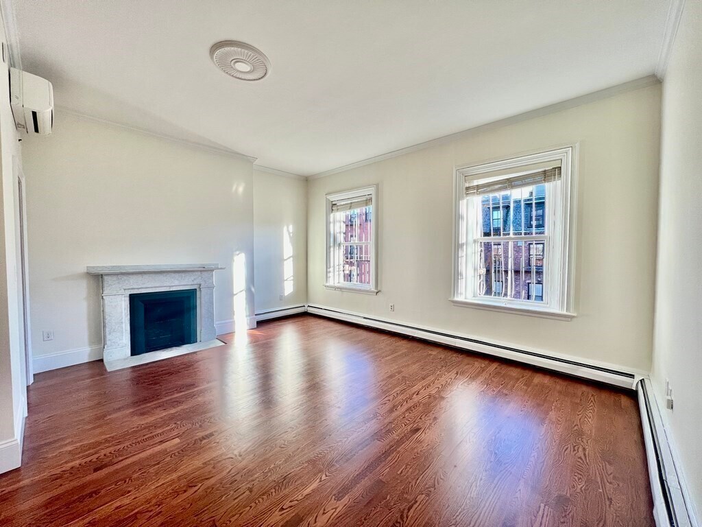 Building Photo - 177 Beacon St