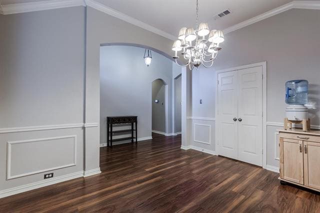 Building Photo - 1604 Oak Brook Ln