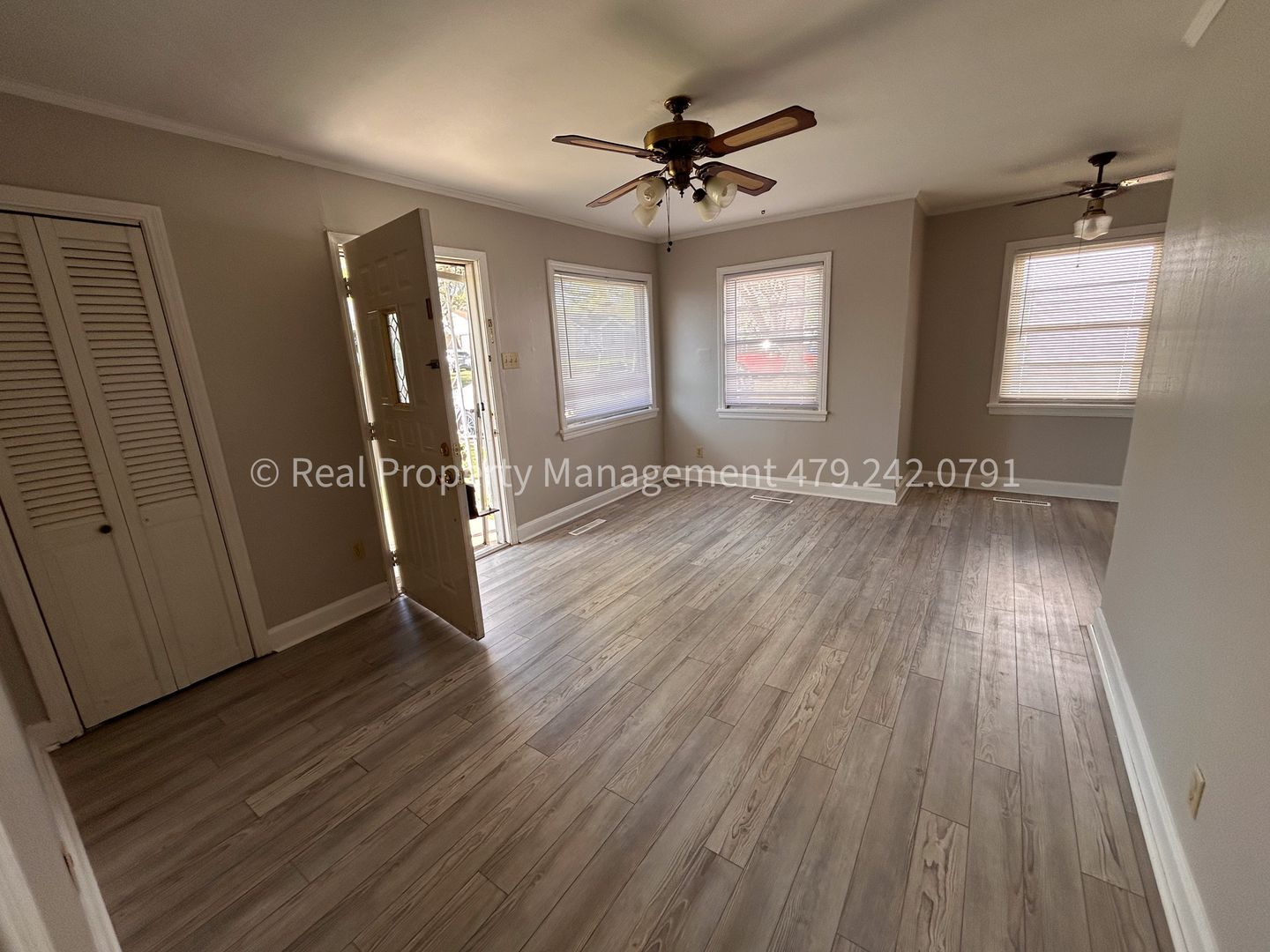 Building Photo - 4129 Stanard Ave