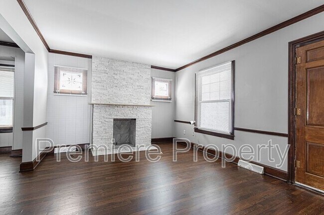 Building Photo - 1731 S Crescent Ave