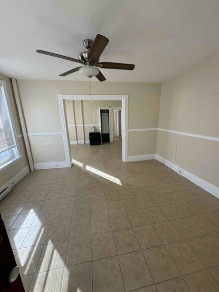 Building Photo - 60 Merrick St